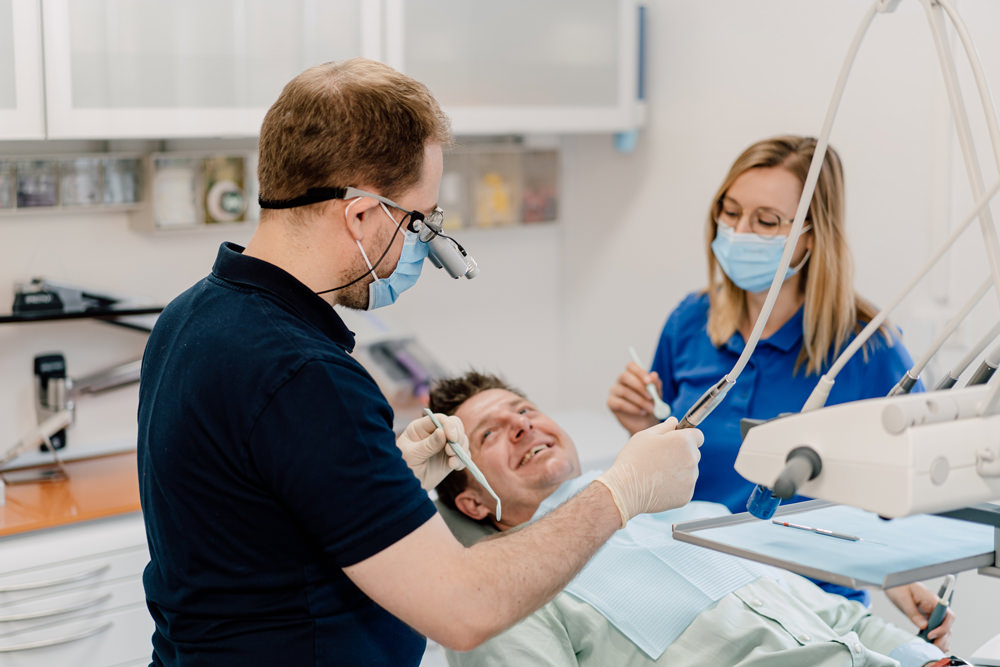 Zahnarzt in Rohrbach - Zahnarztpraxis - Maximilian Wessel - Leistungen - Fuellungstherapie